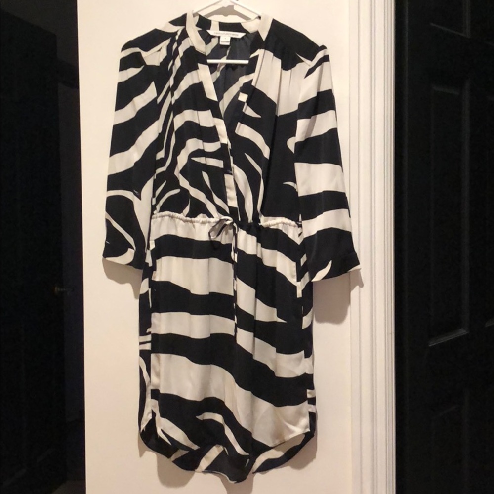 Diane von Furstenberg zebra lightweight dress